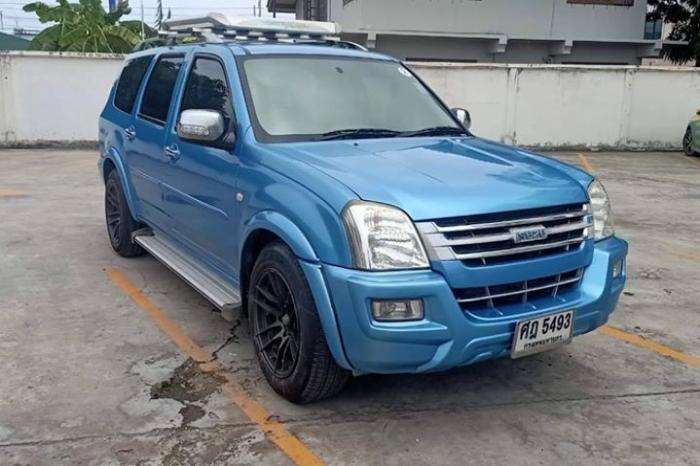 ขายรถ Isuzu Thairung Adventure เครื่องยนต์ 3.0 ดีเซล ปี2005 เกียร์ออโต้